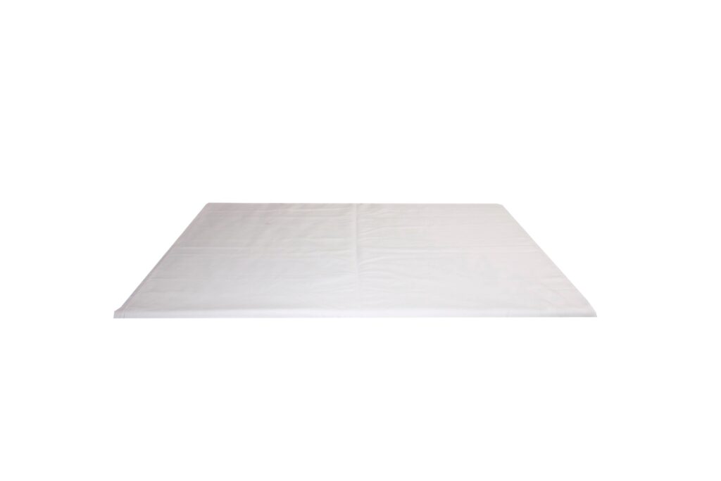 Aisle Runner - White 25' x 4'